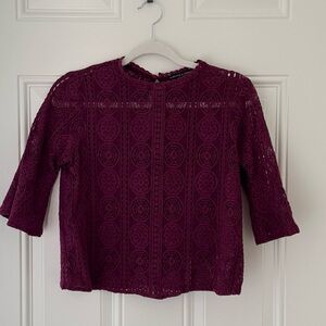 Crochet style top with flounce sleeves